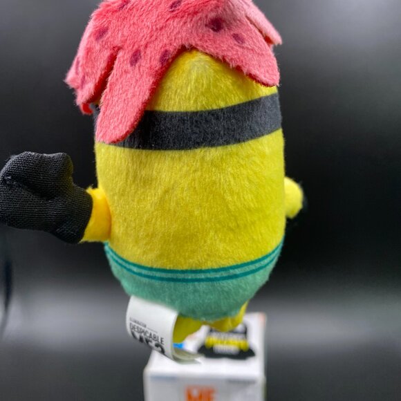 Despicable Me 3 Starfished Minion Plush Hangers Series 1 - Picture 6 of 12